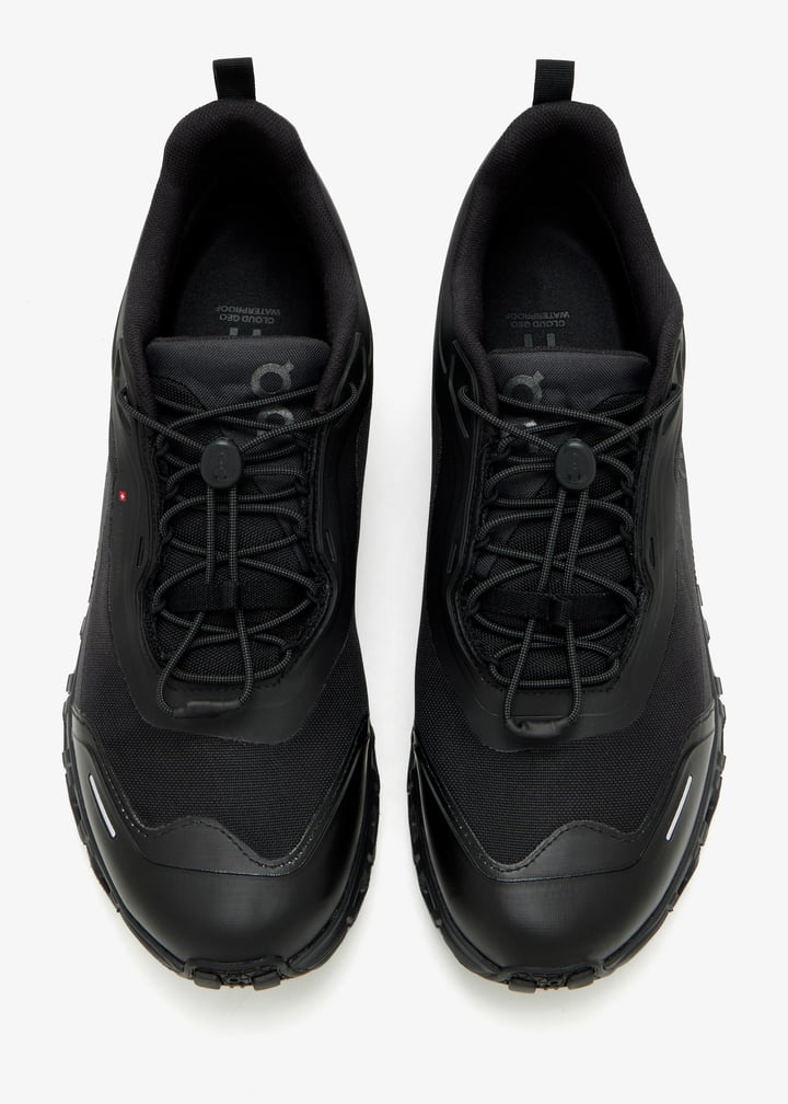 On Cloud 6 All-Black Sneakers with Toggle Laces