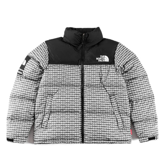 The North Face Puffer Jacket – Black