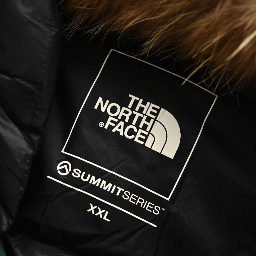 The North Face Puffer Jacket for Effortless Winter Layers
