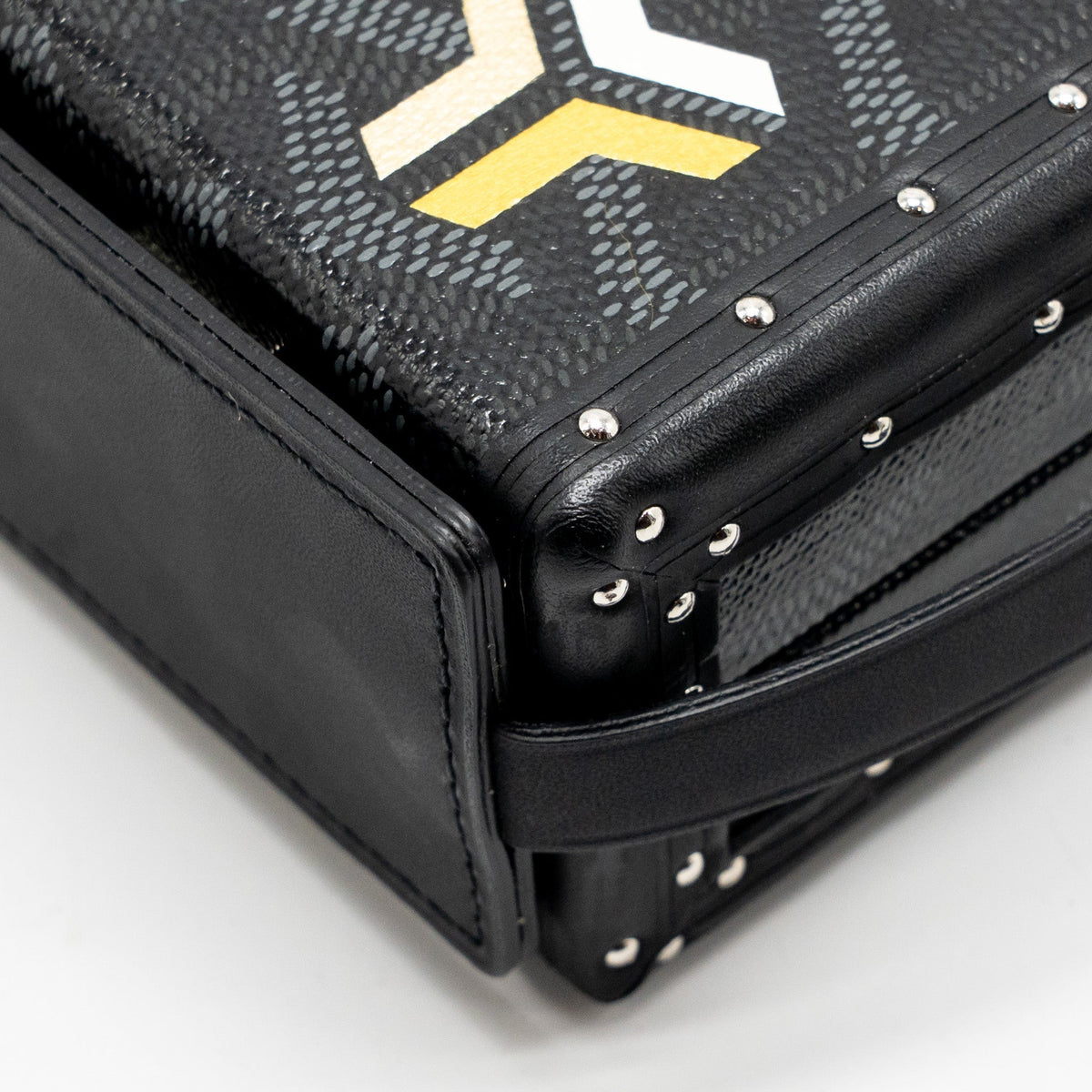 Goyard Minaüdière Trunk Bag – Black Goyardine Canvas, Silver Hardware
