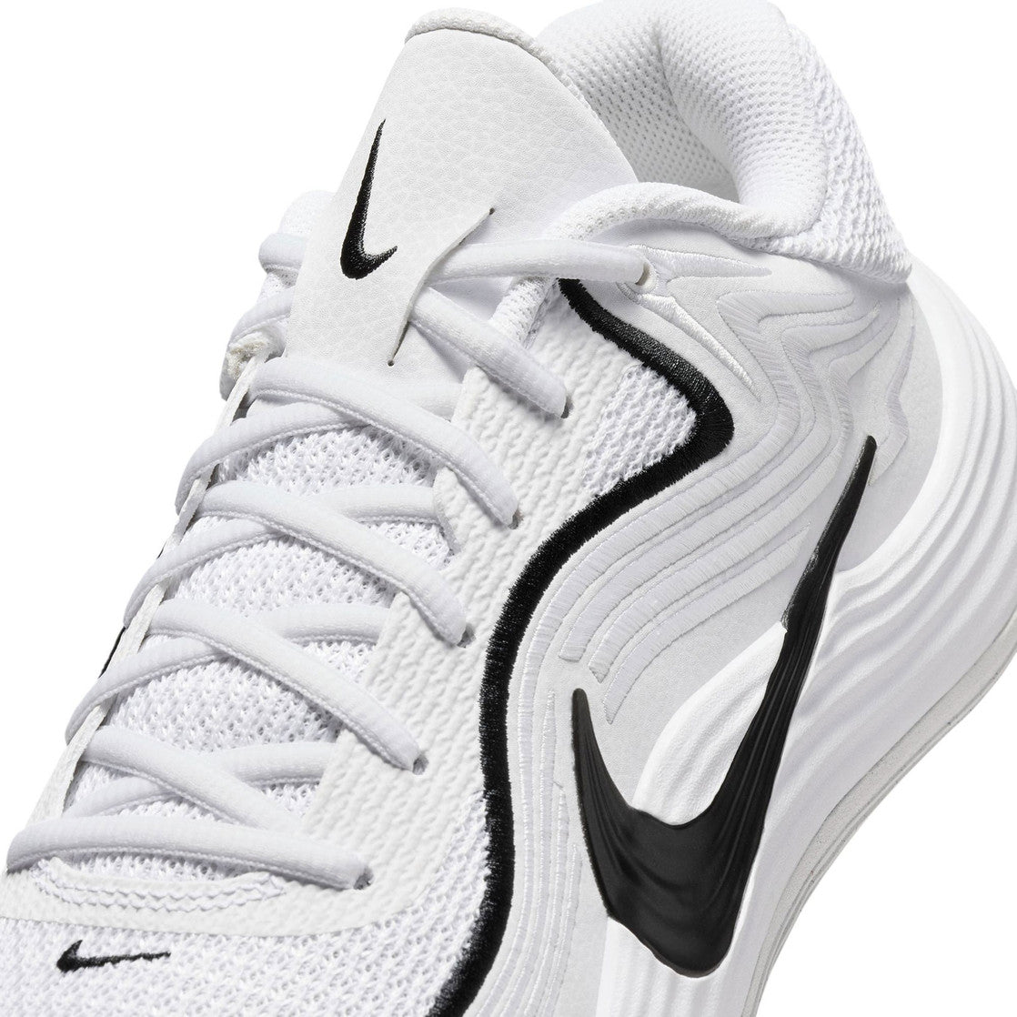 Nike White Low-Top Lace-Up Sneakers with Black Accents