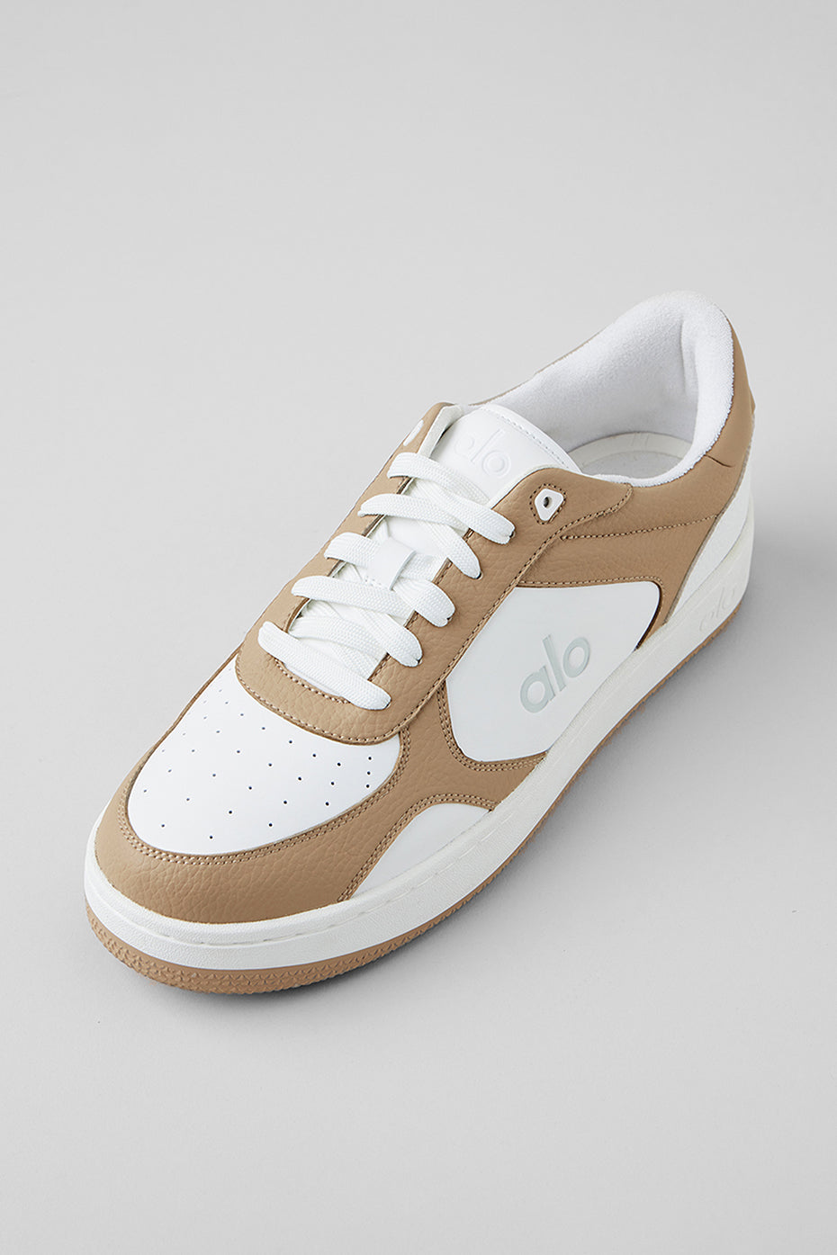 Alo White Low-Top Court Sneakers with Gum Sole